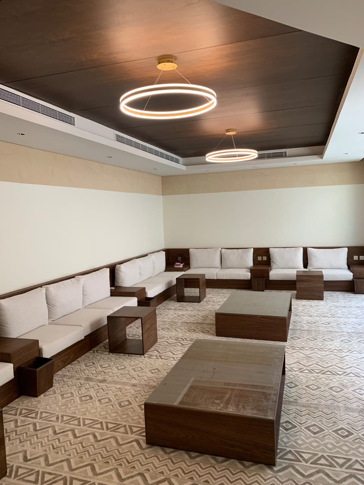 حرفية زاوية الفخامة